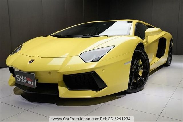 lamborghini aventador 2014 AUTOSERVER_1K_3632_134 image 1