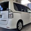 toyota voxy 2010 CFJ1643229 image 2