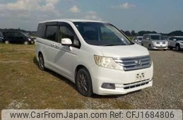 honda stepwagon 2014 CFJ1684806