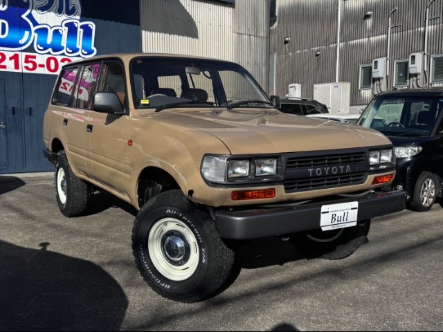 car_32ae9d96-e1a6-4245-92aa-