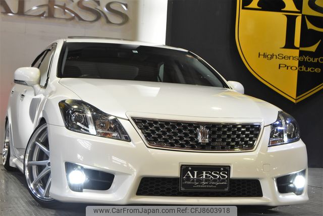 Toyota Crown Athlete Series 2010 FOB 18,246 For Sale - JDM
