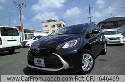 toyota aqua 2022 CFJ1646469