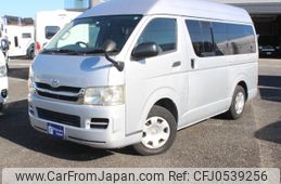 toyota regiusace-van 2010 GOO_JP_700056095530241209002