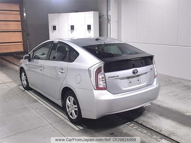 toyota prius 2013 -TOYOTA--Prius ZVW30-5676582---TOYOTA--Prius ZVW30-5676582- image 2