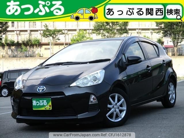 toyota aqua 2012 CFJ1612878 image 1