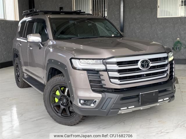toyota land-cruiser 2023 CFJ1682706 image 1