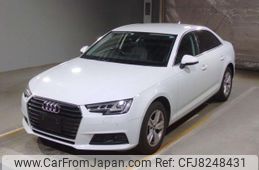 audi-a4-2017-10881-car_32cb244b-574b-4c2d-8528-2bc3183fc9e3