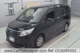 toyota noah 2014 -TOYOTA 【豊橋 501ひ37】--Noah ZRR80G-0074052---TOYOTA 【豊橋 501ひ37】--Noah ZRR80G-0074052-