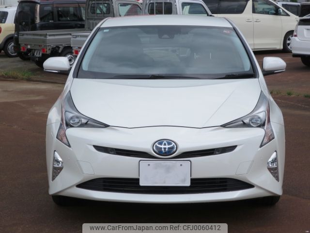 toyota prius 2018 -TOYOTA--Prius DAA-ZVW55--ZVW55-8063738---TOYOTA--Prius DAA-ZVW55--ZVW55-8063738- image 2