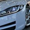 jaguar xe 2017 CFJ1819431 image 20