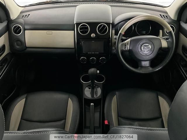 mazda verisa 2012 CFJ1827064 image 2