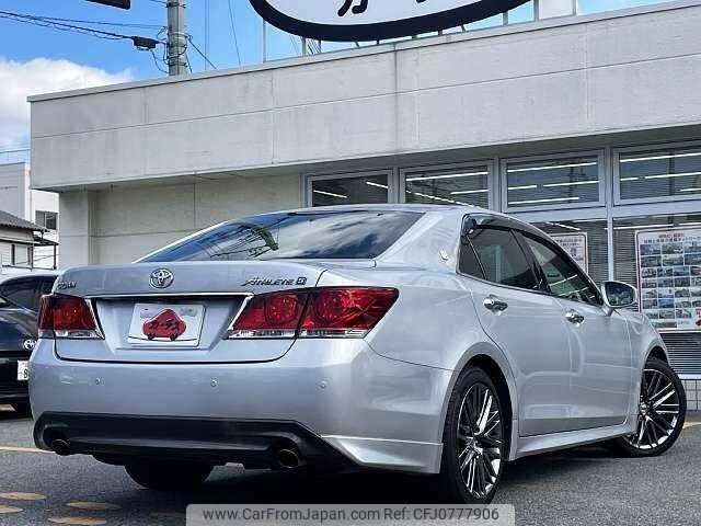 toyota crown 2013 504928-927989 image 2