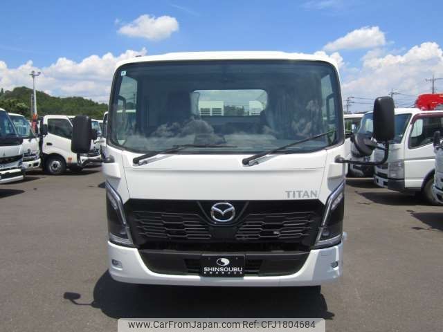 mazda titan 2025 CFJ1804684 image 2