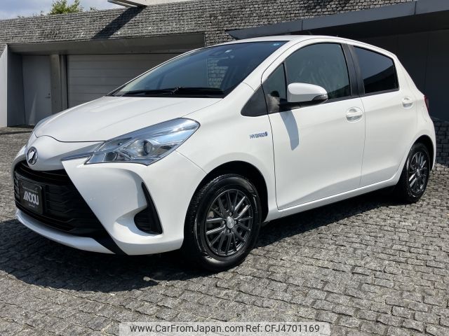 toyota vitz 2019 -TOYOTA--Vitz DAA-NHP130--NHP130-4005626---TOYOTA--Vitz DAA-NHP130--NHP130-4005626- image 2