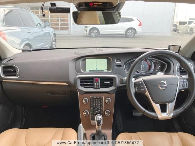 volvo v40 2016 quick_quick_MD4204T_YV1MZA8RDH2118109 image 2