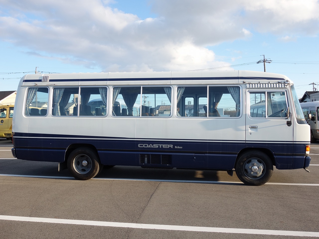 1989 Toyota Coaster Deluxe for Sale - Cars & Bids