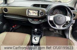 toyota vitz 2011 504928-924014