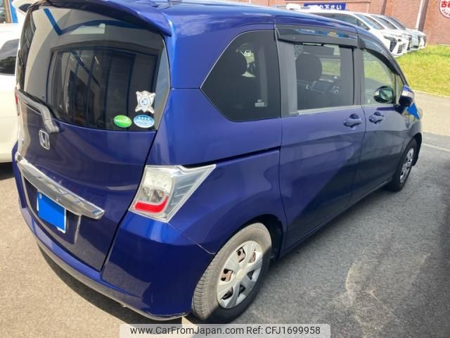 honda freed 2013 CFJ1699958 image 2