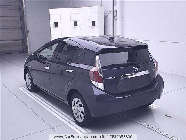 toyota aqua 2015 -TOYOTA--AQUA NHP10-2468610---TOYOTA--AQUA NHP10-2468610- image 2