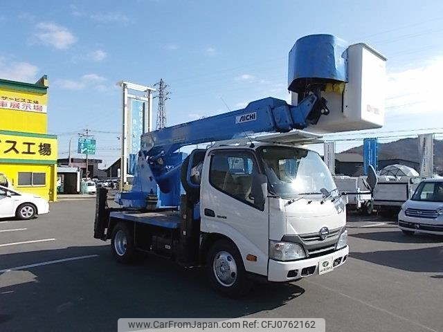 hino hino-dutoro-tkg 2013 -HINO--Hino Dutoro TKG XZU600E--0005943---HINO--Hino Dutoro TKG XZU600E--0005943- image 1