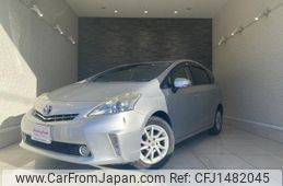 toyota prius-α 2014 CFJ1482045