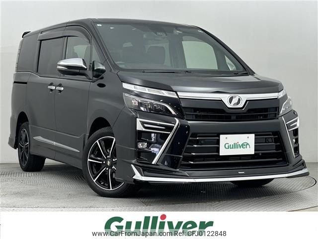 toyota voxy 2019 -TOYOTA--Voxy DBA-ZRR85W--ZRR85-0123250---TOYOTA--Voxy DBA-ZRR85W--ZRR85-0123250- image 1