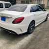 mercedes-benz c-class 2019 CFJ1850611 image 4