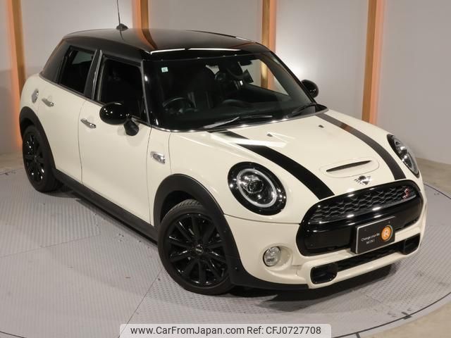 mini mini-others 2019 quick_quick_XU20M_WMWXU92000TN55160 image 2