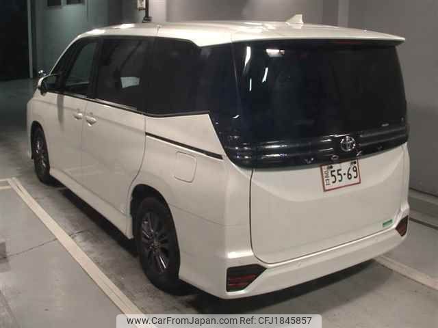 toyota voxy 2023 CFJ1845857 image 2
