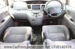 toyota noah 2005 504928-923622