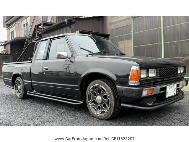 nissan dutsun-truck 1984 CFJ1825207 image 1