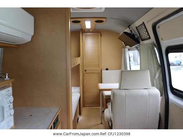 toyota hiace-van 2020 GOO_JP_700070848530250602001 image 1