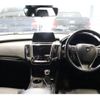 toyota crown-hybrid 2019 quick_quick_6AA-AZSH20_1038039 image 3