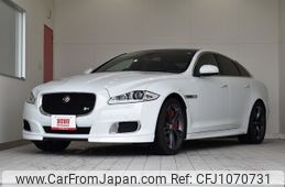 jaguar xj-series 2015 CFJ1070731