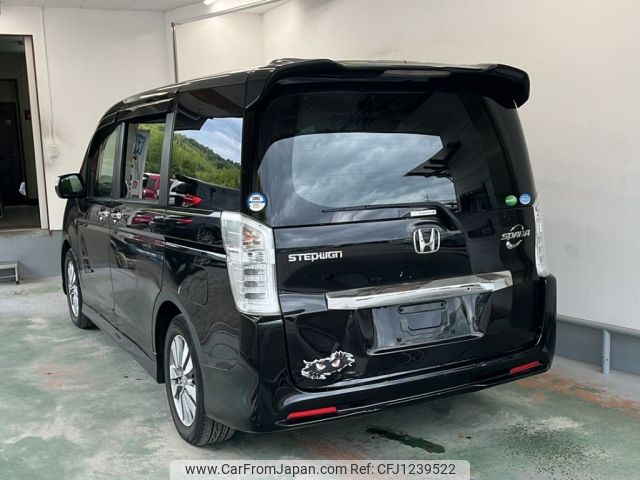 honda stepwagon 2013 -HONDA--Stepwgn RK5-1340031---HONDA--Stepwgn RK5-1340031- image 2
