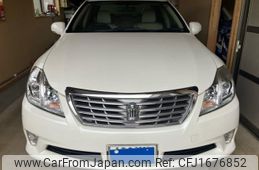 toyota crown 2010 CFJ1676852