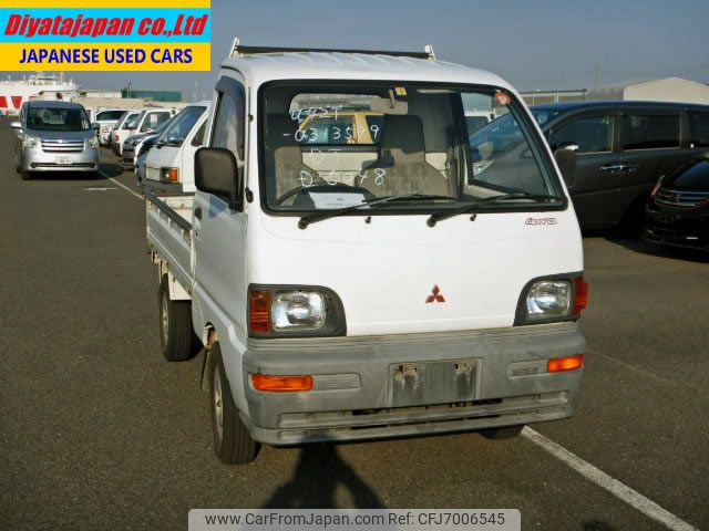 mitsubishi-minicab-truck-1995-950-car_336ec10c-5553-4105-bbd5-62ad3e712fef