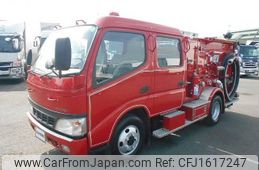 hino dutro 2005 CFJ1617247