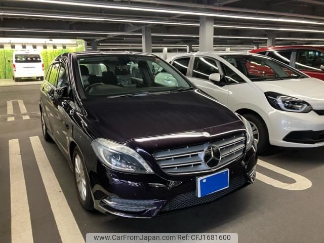 mercedes-benz b-class 2013 CFJ1681600 image 1