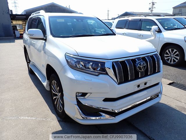 toyota land-cruiser-prado 2020 24630603 image 1