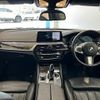 bmw 5-series 2017 quick_quick_LDA-JC20_WBAJC32050WB93799 image 2