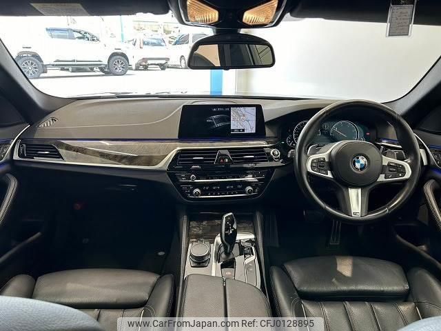 bmw 5-series 2017 quick_quick_LDA-JC20_WBAJC32050WB93799 image 2