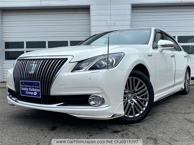 toyota crown-majesta 2016 -TOYOTA--Crown Majesta DAA-AWS215--AWS215-6001189---TOYOTA--Crown Majesta DAA-AWS215--AWS215-6001189- image 1