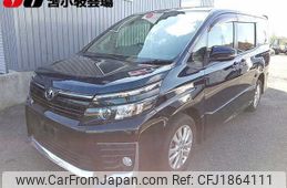 toyota voxy 2014 CFJ1864111