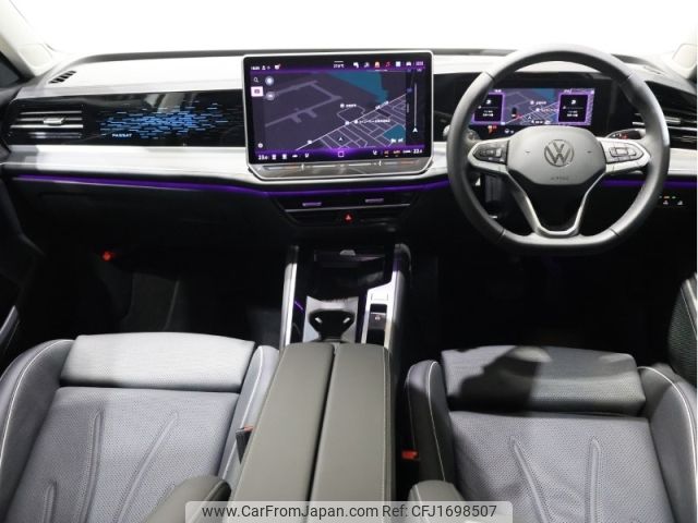 volkswagen passat-wagon 2025 CFJ1698507 image 2
