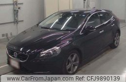 volvo v40 2015 -VOLVO--Volvo V40 DBA-MB4164T--YV1MV485BE2156007---VOLVO--Volvo V40 DBA-MB4164T--YV1MV485BE2156007-