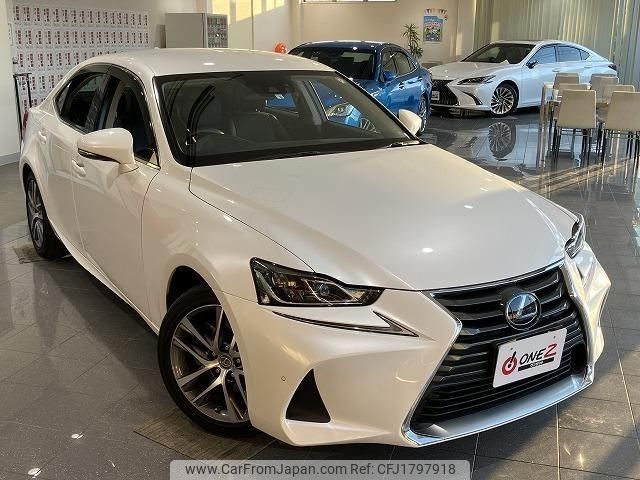lexus is 2020 CFJ1797918 image 1