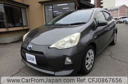 toyota aqua 2012 -TOYOTA--AQUA DAA-NHP10--NHP10-6073679---TOYOTA--AQUA DAA-NHP10--NHP10-6073679-