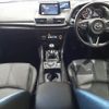 mazda axela 2016 CFJ1658165 image 2