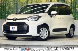 toyota sienta 2023 CFJ1695075